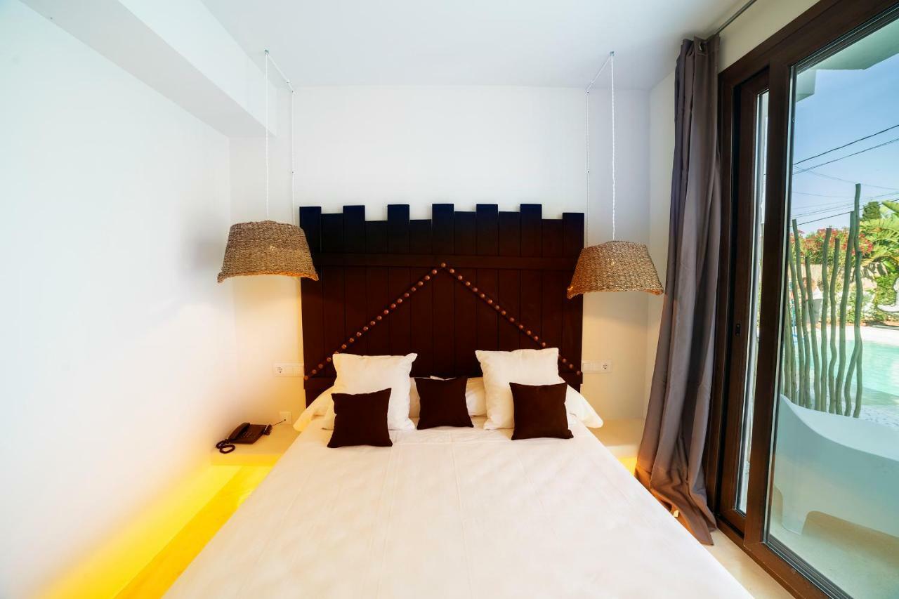 Paiise Hotels Sant Francesc de s'Estany Exterior photo